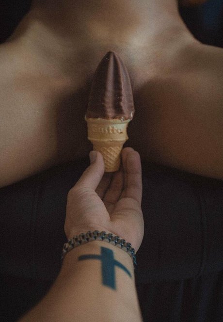 thick nude onlyfans perfect galleries