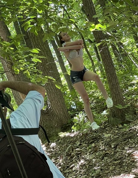 Moongirlbabyy star naked galleries