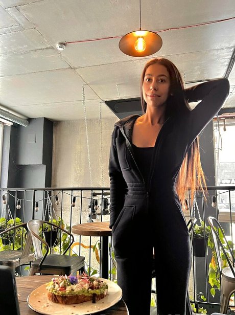 beautiful face onlyfans hot naked archive