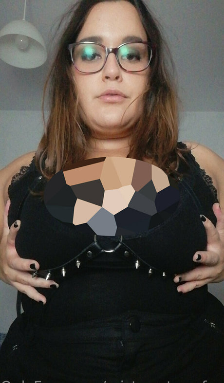 mistresstryss porn model pic