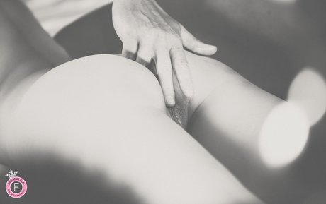 blonde natural onlyfans nude img