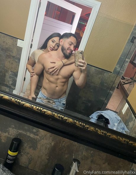 Lilly Hall model sex pics