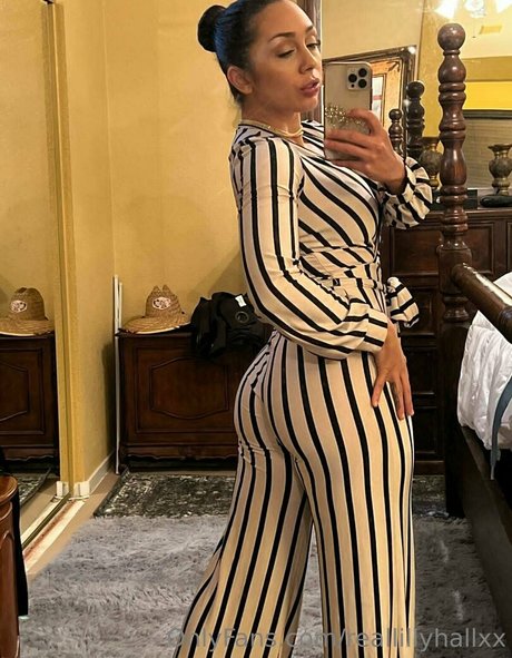 Lilly Hall nudes pornstar pic