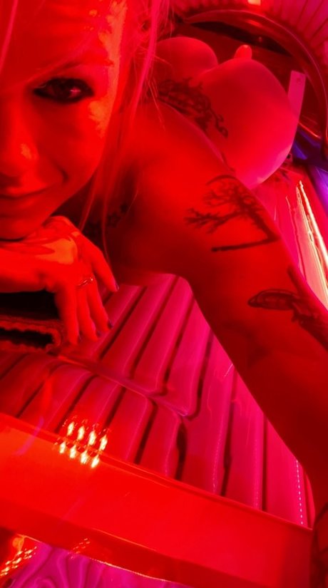 Sweetvenom1 sexy pornstar photos