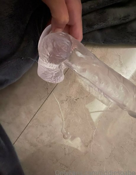 tiddiesbabe sexy model galleries