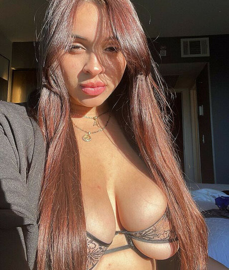 gladiz latina sexy star pic