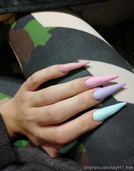 laly911 free model exclusive photo