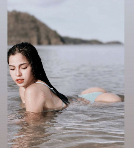 skinny model onlyfans pornographic image