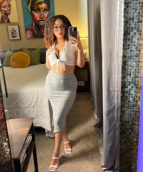 pink hair onlyfans nude photos