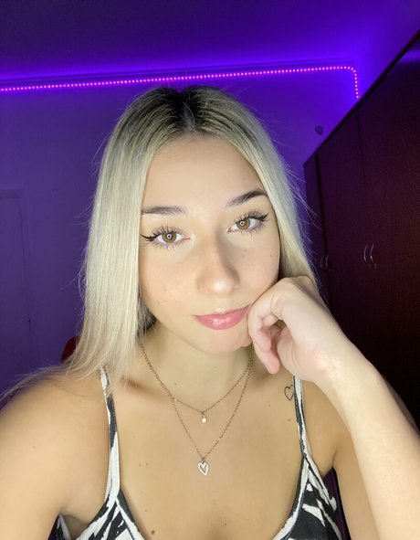 Yami Sanchez star nudes photo