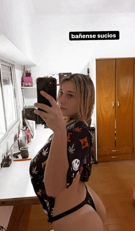 Yami Sanchez exclusive actress photos