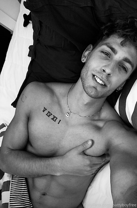 battyboyfree pretty actress galleries