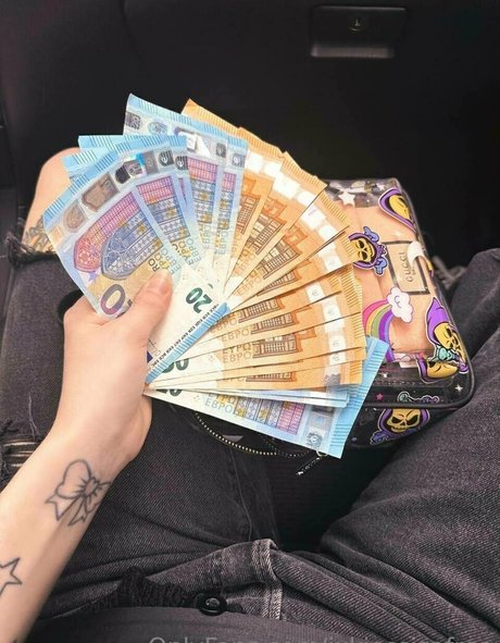 fat ass asian onlyfans sexy photo