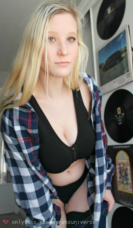 sarahshaye high quality star pic