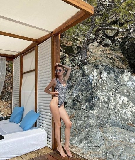 anna mommyx naked pornstar photo