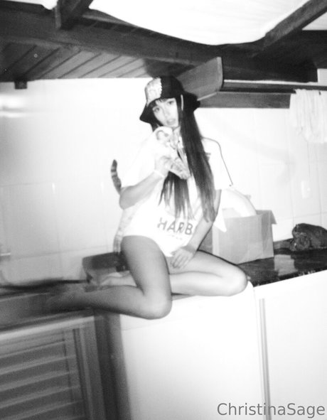 big tits riding onlyfans nude gallery