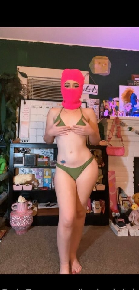 laylaaleighh exclusive actress img