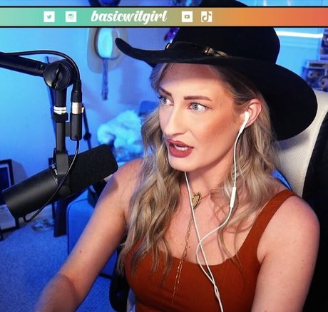 BasicWitGirl star hd pics