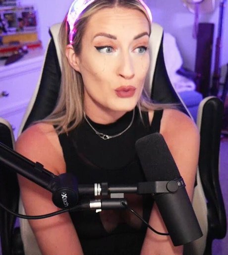 latina teen pussy onlyfans porn pic