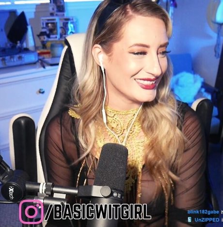 nerdy teen onlyfans art naked pic