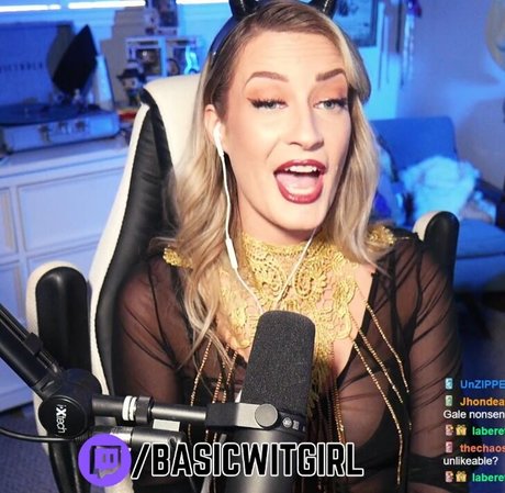BasicWitGirl pornstar naked photo