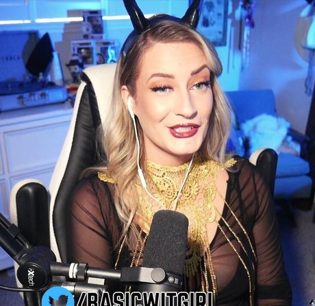 BasicWitGirl hd star img