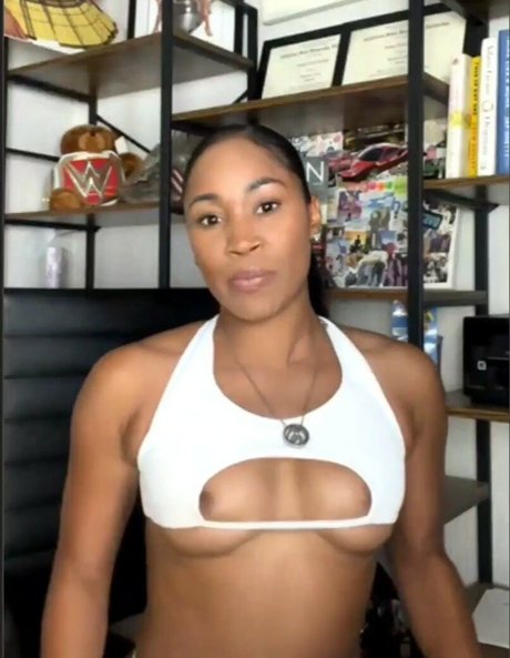 Ariane Andrew beautiful pornstar gallery