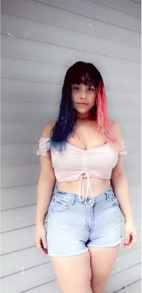 Harlee Queeni top pornstar picture