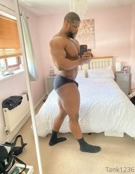 pleasure12368 model photos