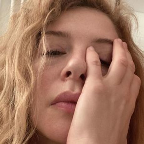 Rachelle Lefevre model sexy photo