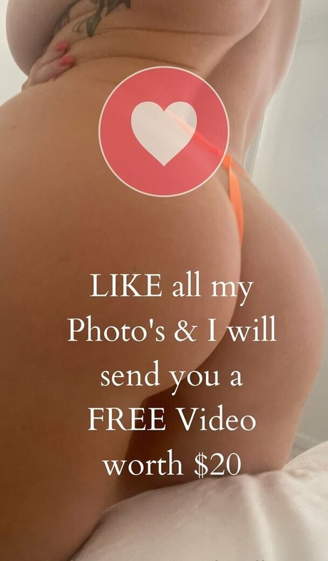 misselle xxx pornstar naked image