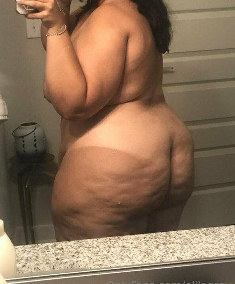 bathroom fuck onlyfans hot pic