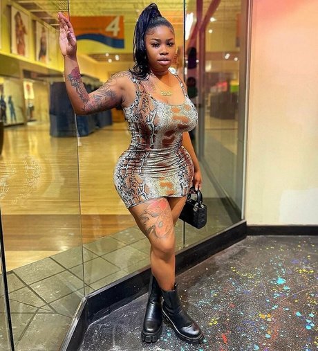 bbw facesitting onlyfans erotic gallery