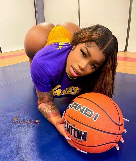 phattgirlcoco porn actress img