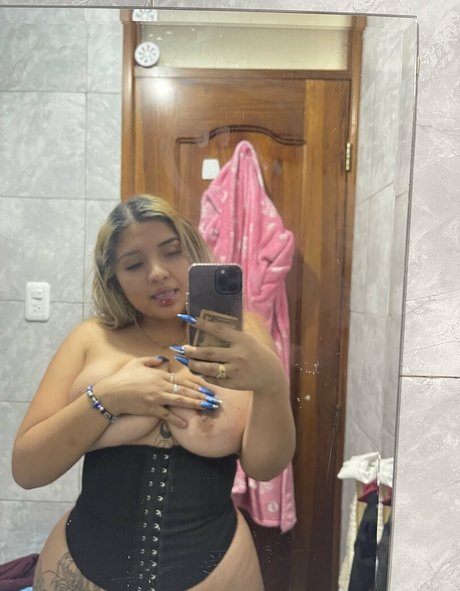 pink hair onlyfans hot photo