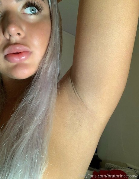 bratprincessava pornstar naked images