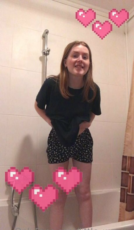 little wendy pornstar art photo