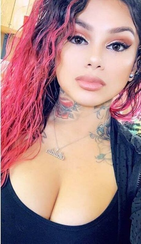 Snow Tha Product sex actress images