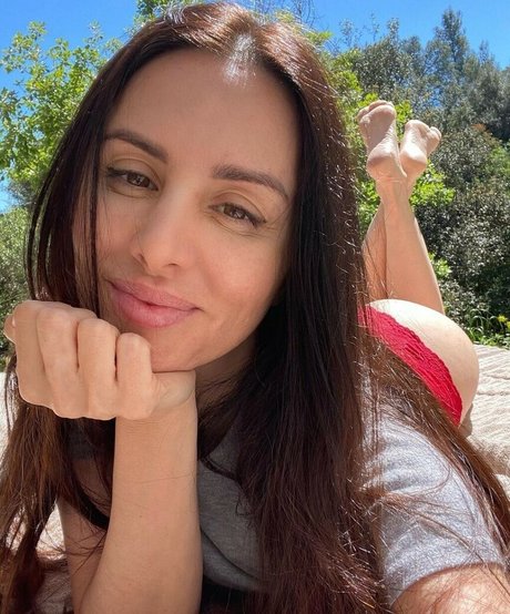 strip nude onlyfans sexy pic