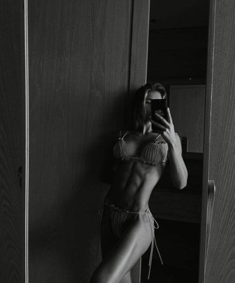 Anastasiia Mironova beautiful pornstar archive