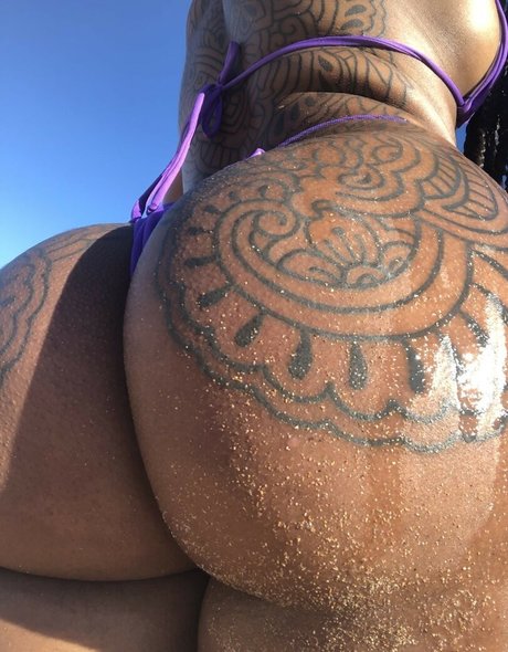 blowjob brunette onlyfans free photo