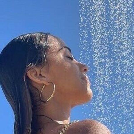 Aninha Cafe nudes model galleries