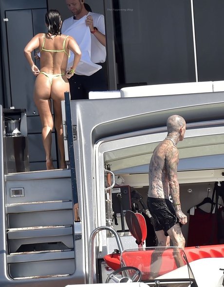 big tits young onlyfans sexy images