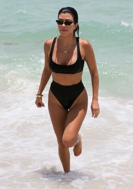 brunette pov onlyfans xxx pic