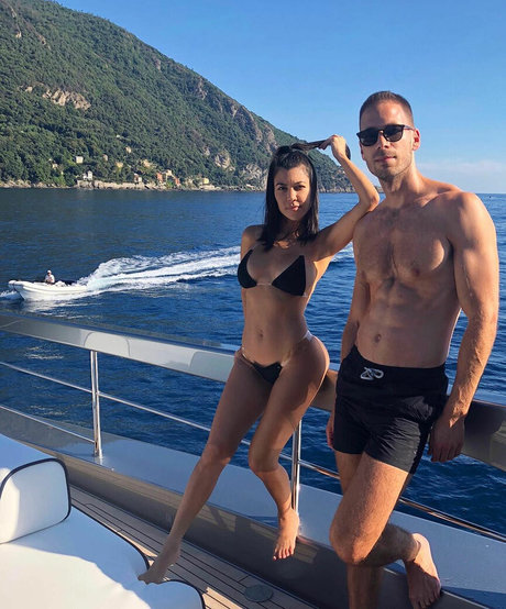 arab muscle onlyfans pornographic gallery