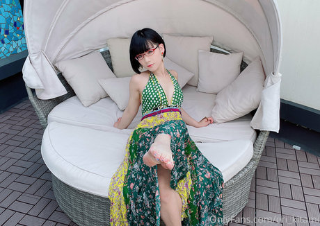 Eri Kitami star pornographic images