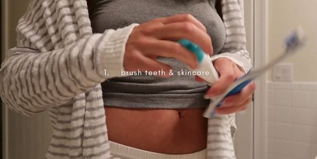 Destiny Sines erotic star photo