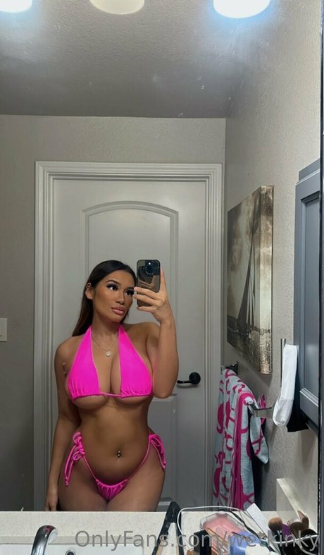 wetkinky naked model photos