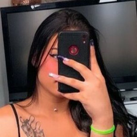 Pietra Ardivino star free pictures