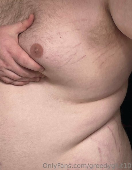 greedyglut10 hot model image